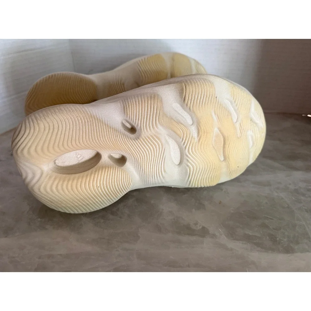 Adidas Yeezy Foam Runner Men 6 Sand  GV6774 Slip On Clog Shoes